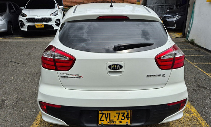 Kia Rio R Summa 1.25...