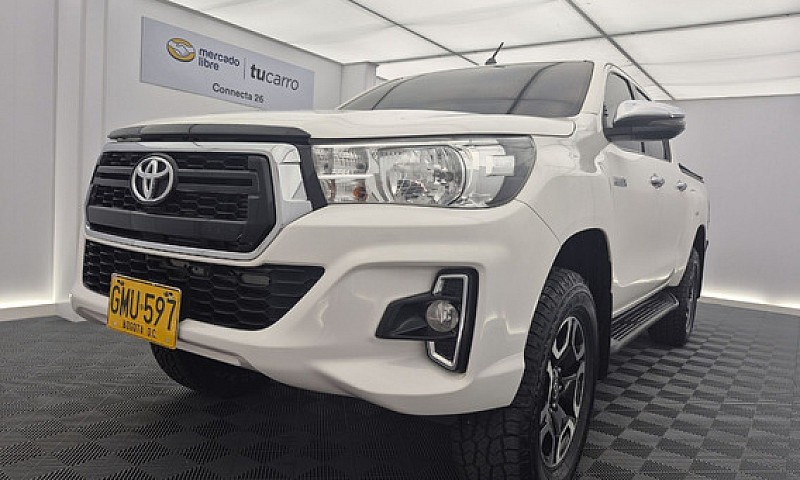Toyota  Hilux 2.8 At...