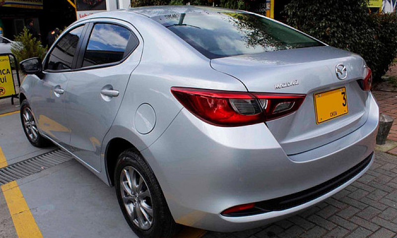 Mazda 2 1.5 Touring ...
