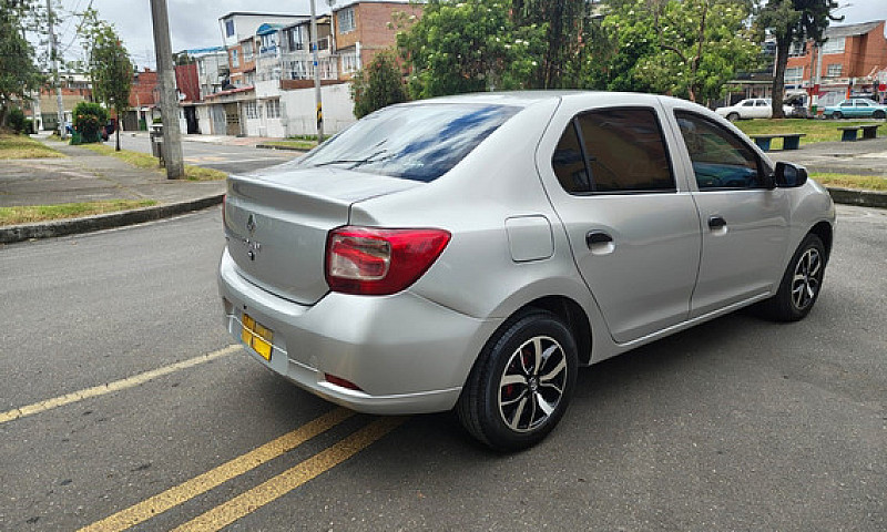 Renault Logan 1.6 Ex...