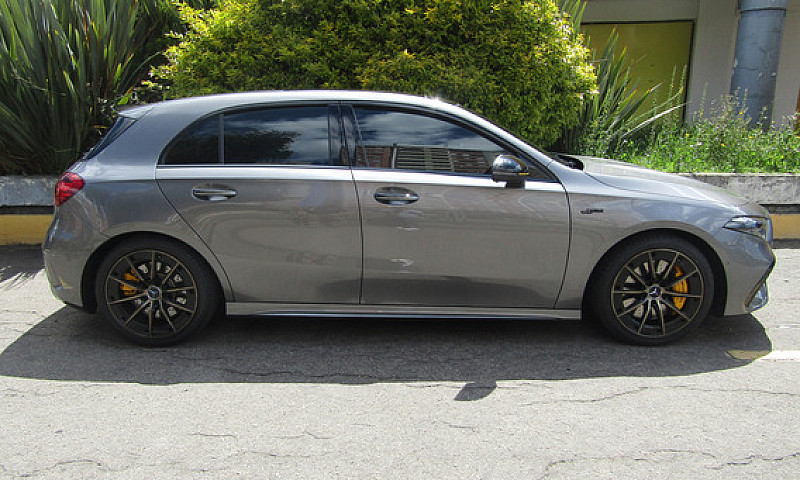 Mercedes-Benz Amg 2....