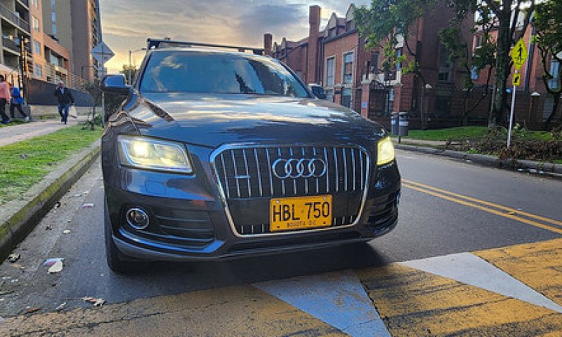 Audi Q5 3.0 Tfsi Att...