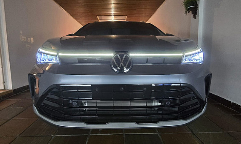 Volkswagen Nivus 1.0...
