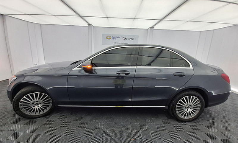 Mercedez Benz C200 2...