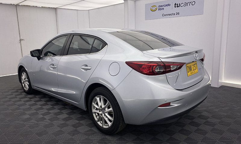 Mazda 3 2.0 Touring ...