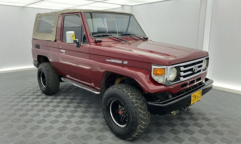 Toyota Land Cruiser ...