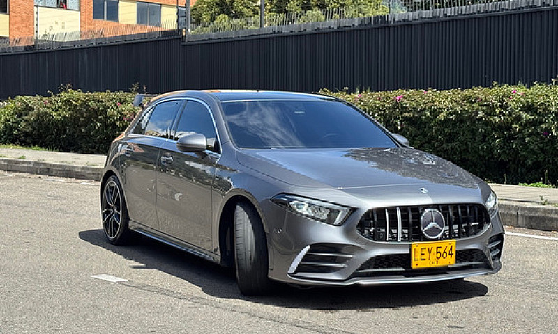 Mercedes-Benz Amg 2....