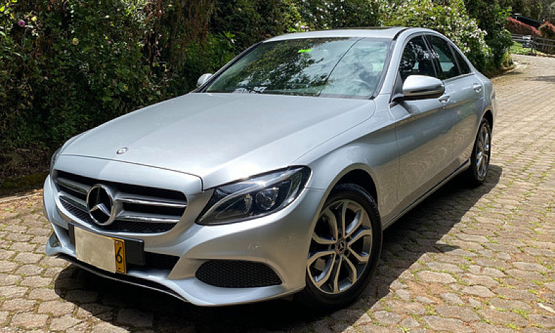 Mercedes-Benz Clase ...