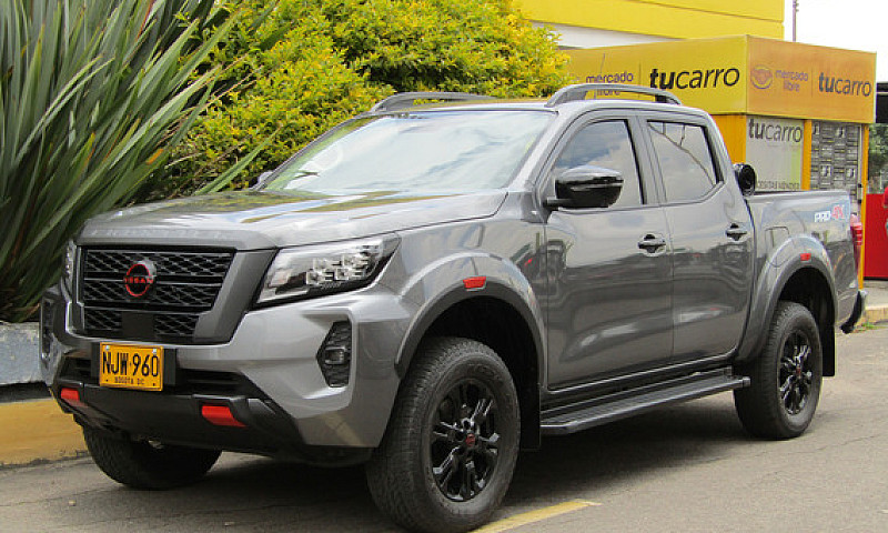 Nissan Frontier 2.5 ...