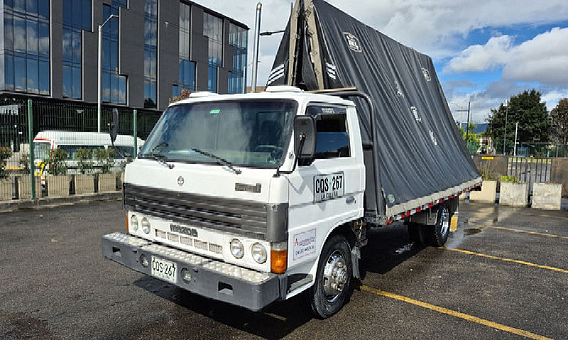 Mazda T 45 5.2 Mt  1...