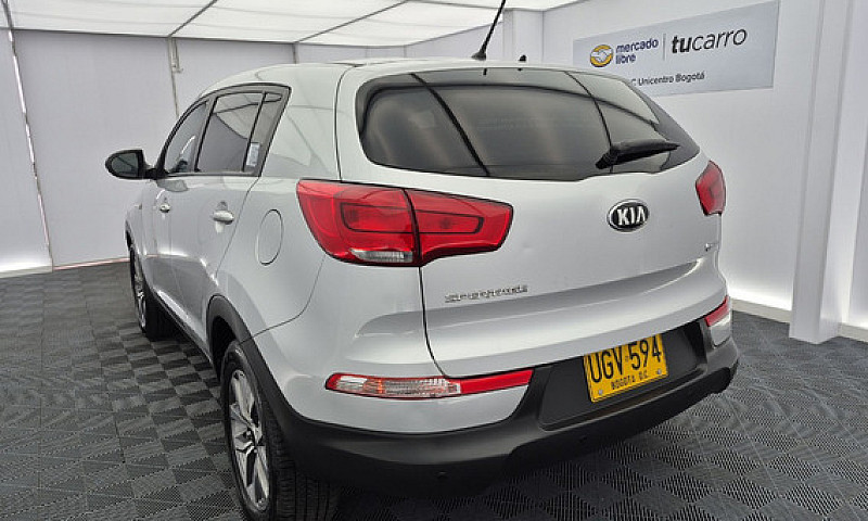 Kia Sportage Revolut...