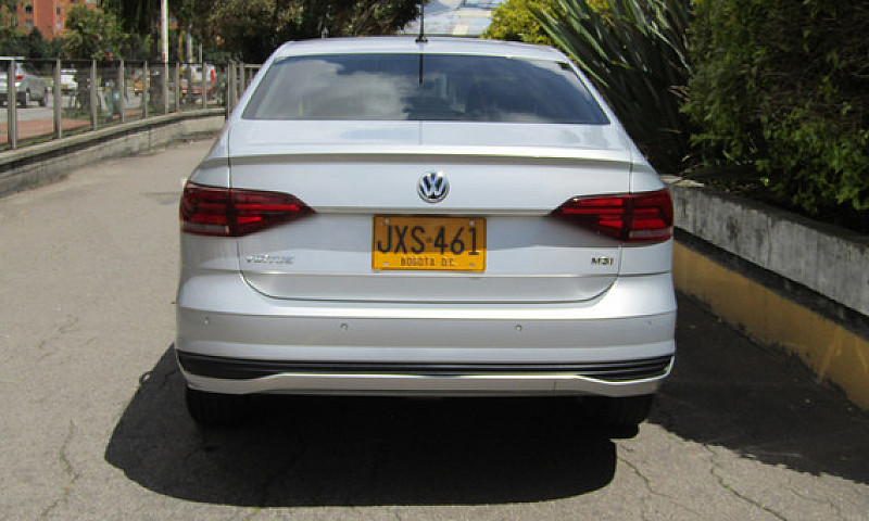 Volkswagen Virtus 1....