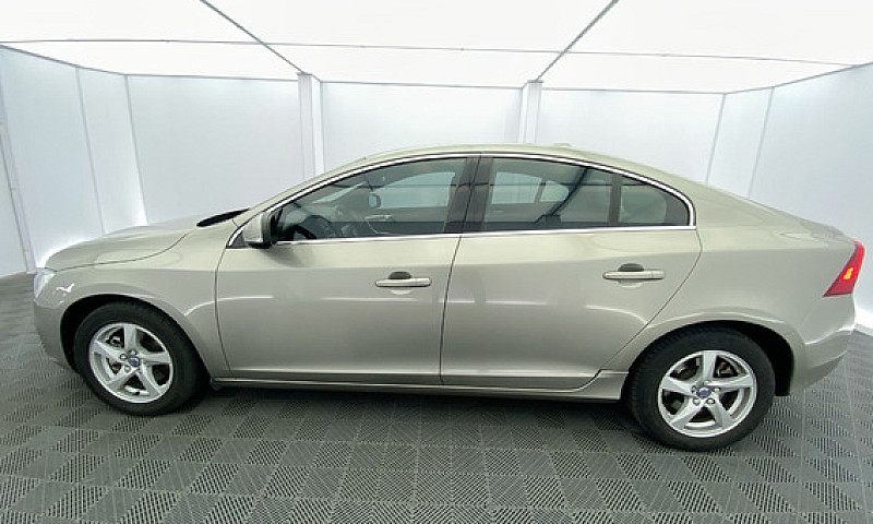 Volvo S60 1.6 T4...