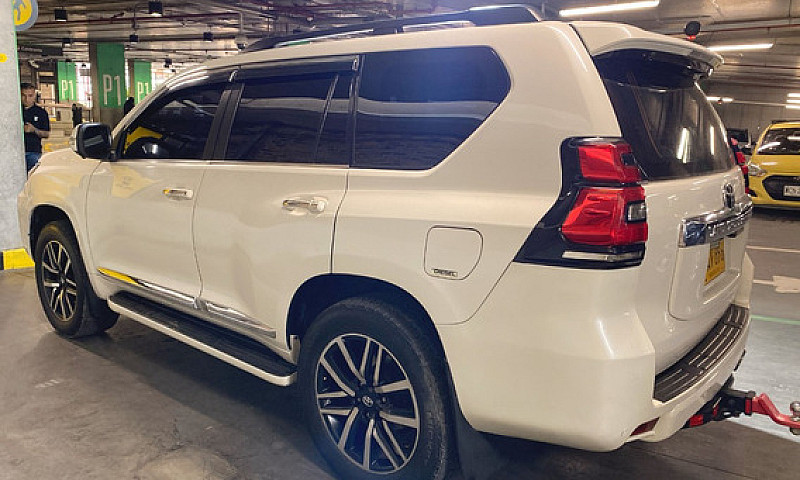 Toyota Prado 3.0 Vx...