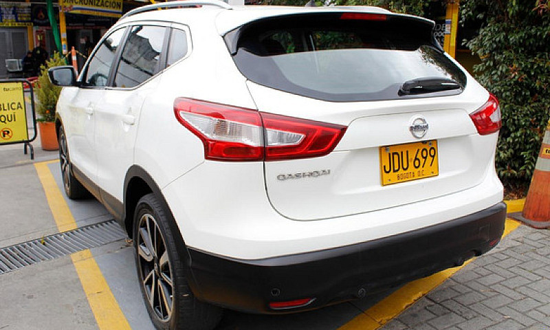 Nissan Qashqai 2.0 E...