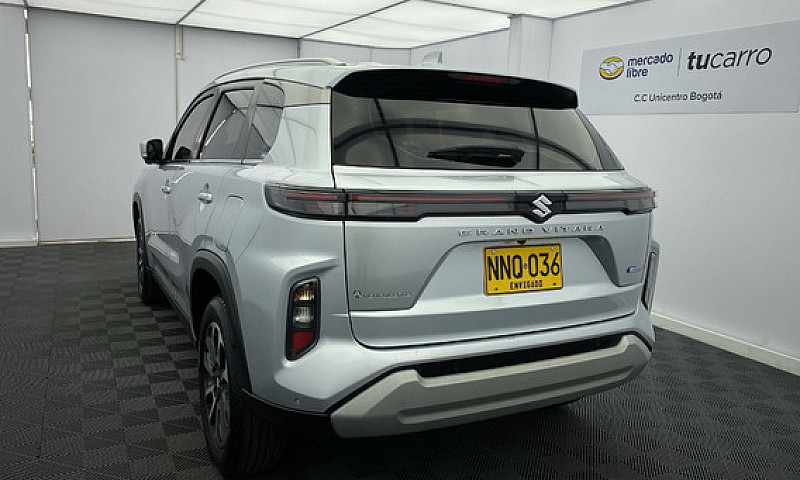 Suzuki Grand Vitara ...