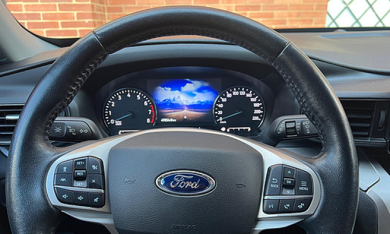 Ford Explorer 2.3L E...