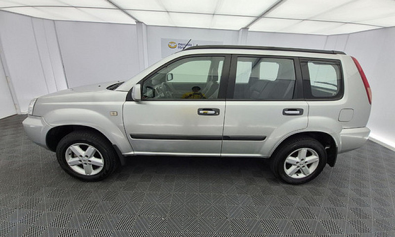 Nissan X-Trail ...