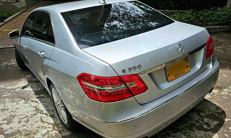 Mercedes-Benz E-350 ...