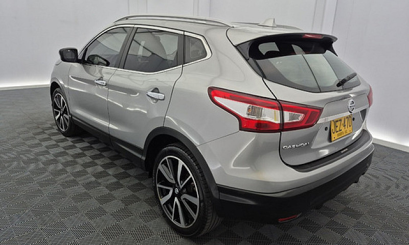 Nissan Qashqai 2.0 E...