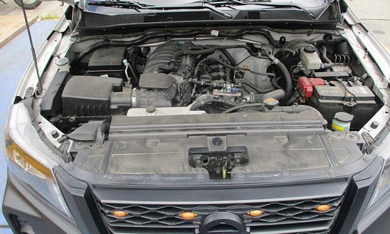 Nissan Frontier 2.5C...