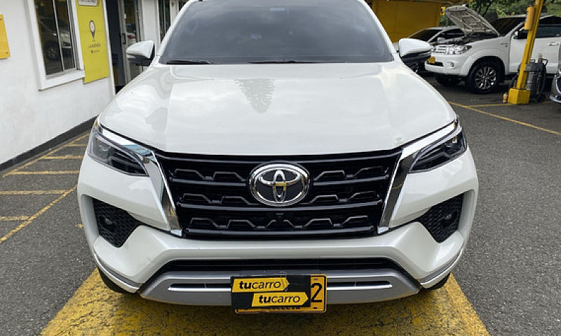 Toyota Fortuner 2.7 ...