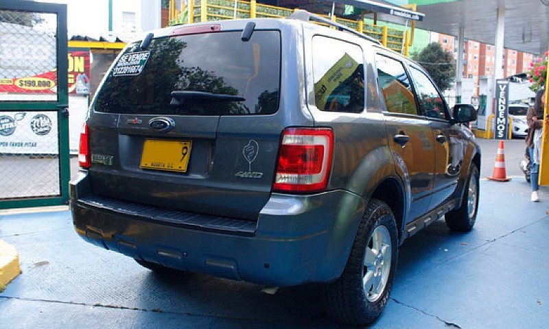 Ford Escape 3.0 Xlt...