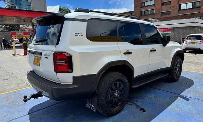 Toyota Prado Txl 2.4...