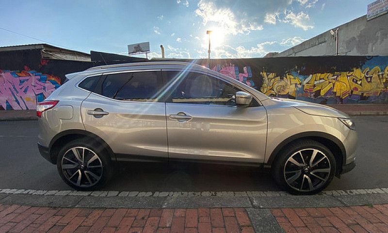 Nissan Qashqai 2.0 E...