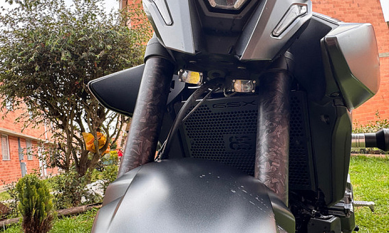 Suzuki Gsx8S 2024-09...