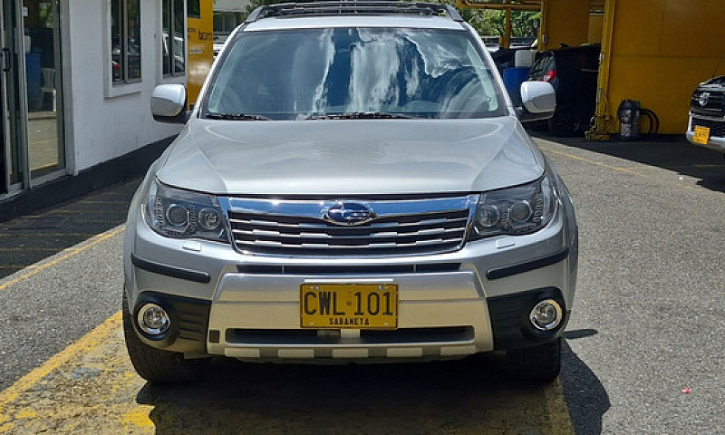 Subaru Forester 2.0 ...