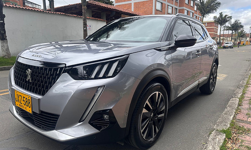 Peugeot 2008 1.2 Gt...