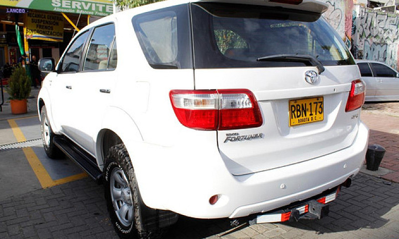 Toyota Fortuner 2.7 ...