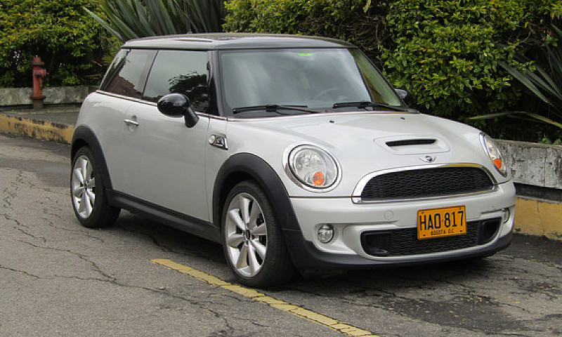 Mini Cooper S R56 1....