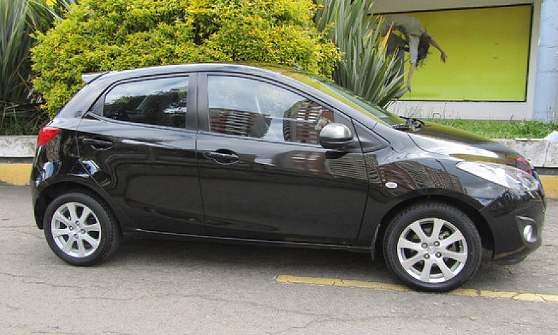 Mazda 2 1.5 15Hm1C...
