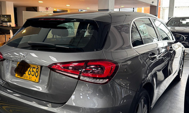 Mercedes-Benz Clase ...