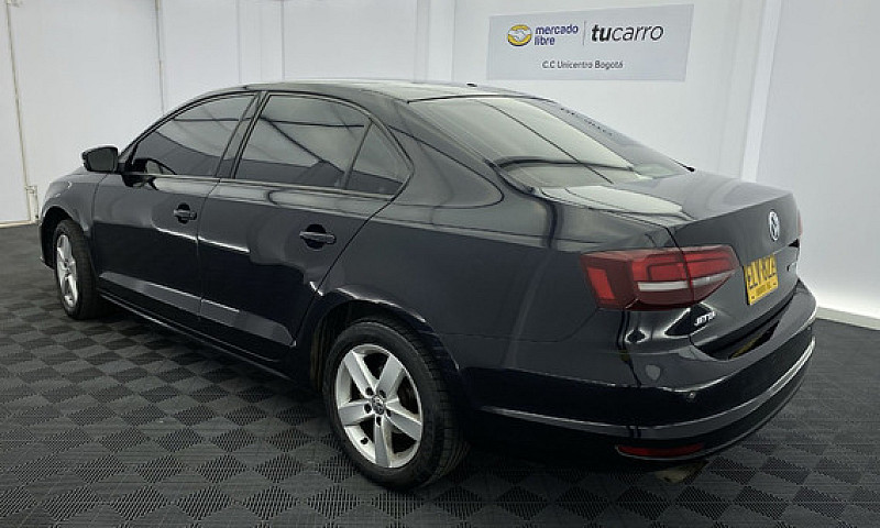 Volkswagen Jetta 2.0...