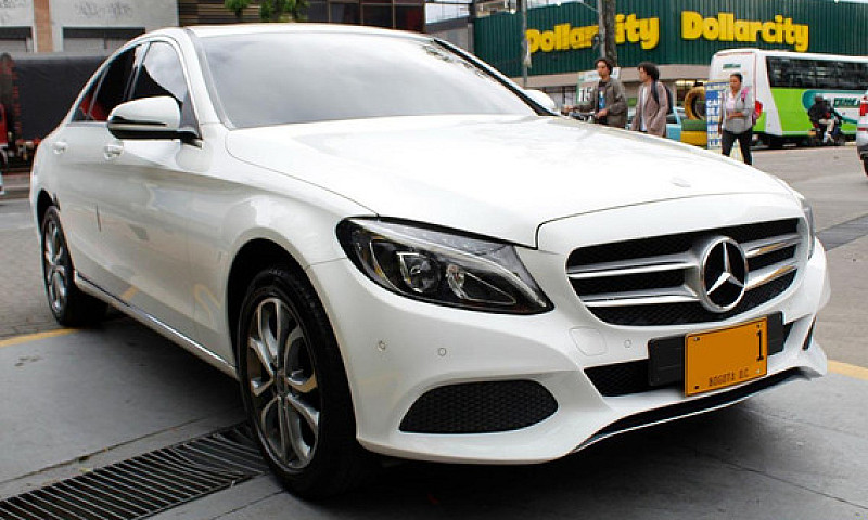 Mercedes-Benz Clase ...