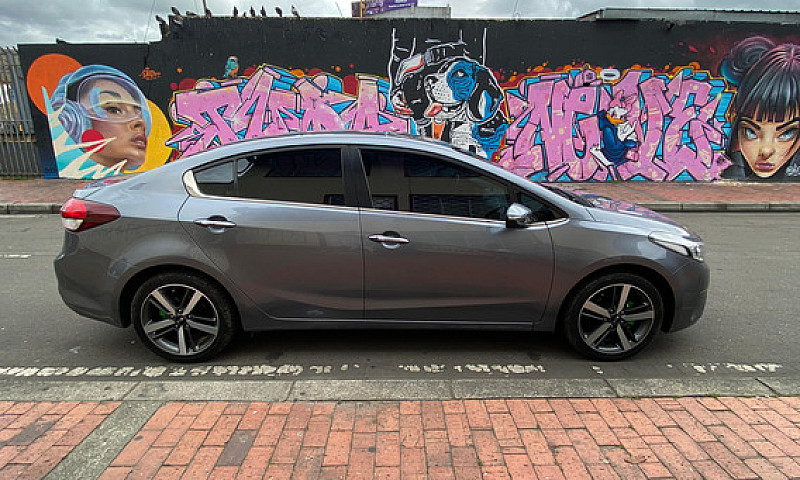 Kia Cerato Pro Sx 1....