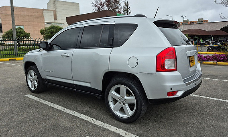 Jeep Compass 2.4 Lim...