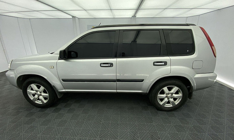 Nissan X-Trail Class...