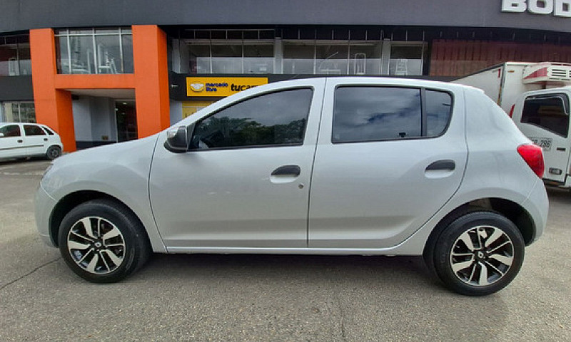 Renault Sandero 1.6 ...