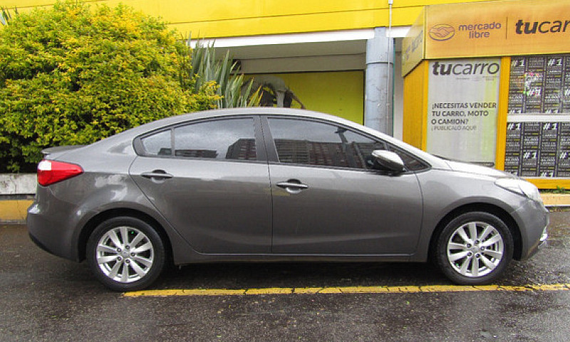 Kia Cerato Pro 1.6 M...