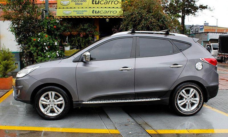Hyundai Tucson Ix-35...