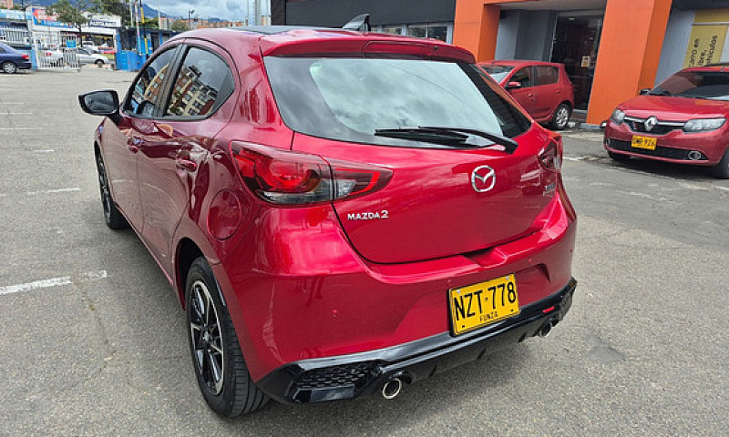 Mazda 2 Grand Tourin...