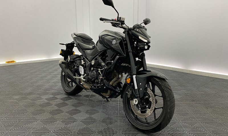 Yamaha Mt03 2023...