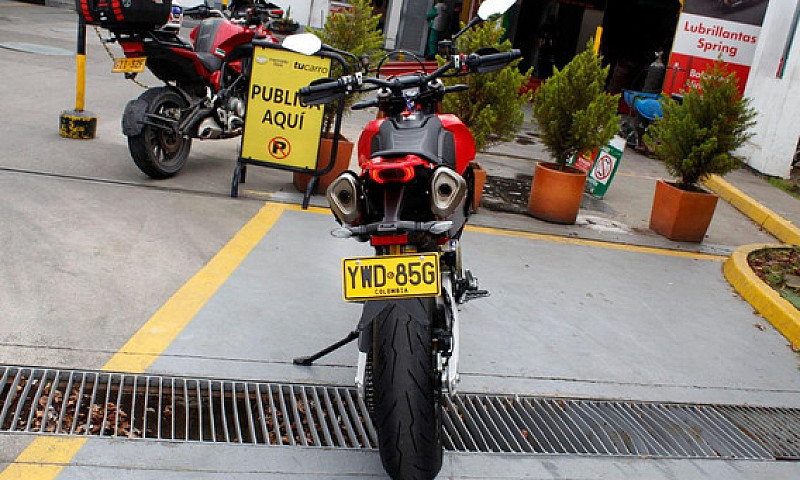 Ducati Hypermotard M...