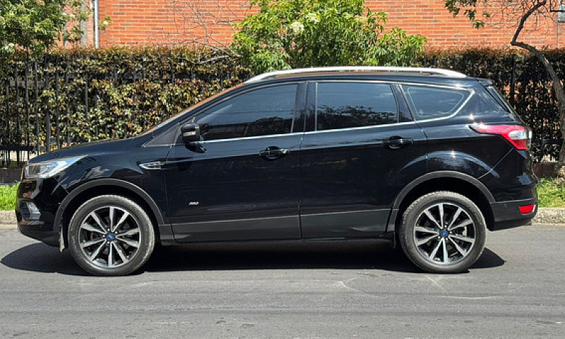 Ford Escape 2.0 Tita...