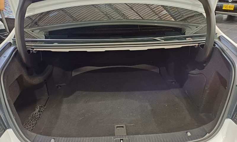Mercedes Benz E 250 ...