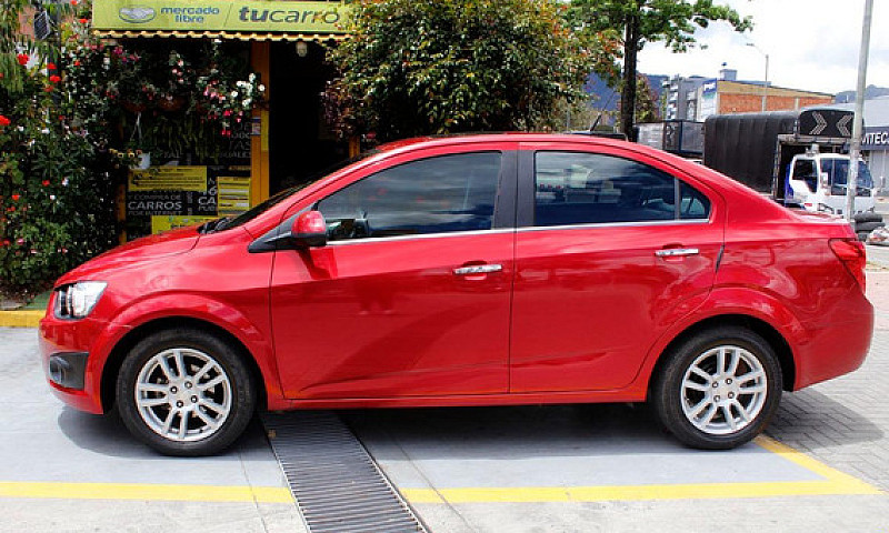 Chevrolet Sonic 1.6 ...